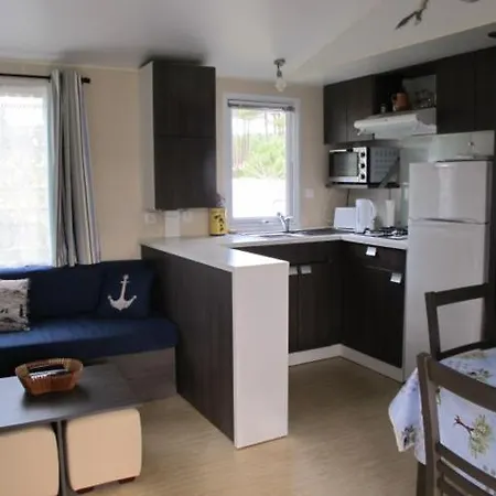 Mobil 6 Personnes - Camping Les Jardins Du Littoral Campsite